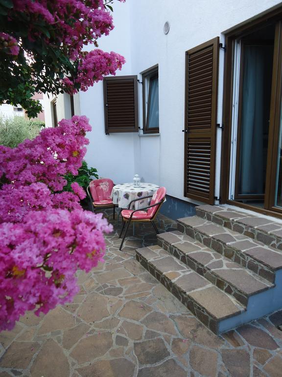 Mirela Apartment